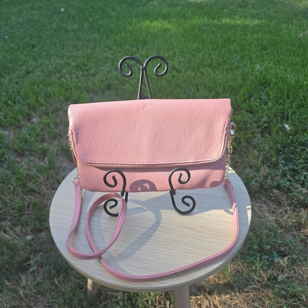 Pink Pebbled Faux Leather Crossbody Bag with Gold Hardware and Chain Strap